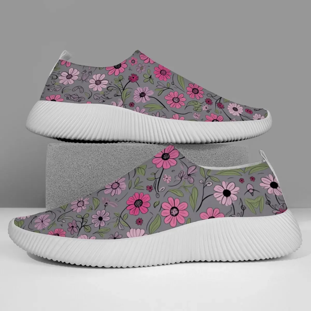 

Spring New Women's Sports Shoes Fashionable Breathable Lightweight Non-slip Wear-resistant Casual Sports Shoes Flat Shoes