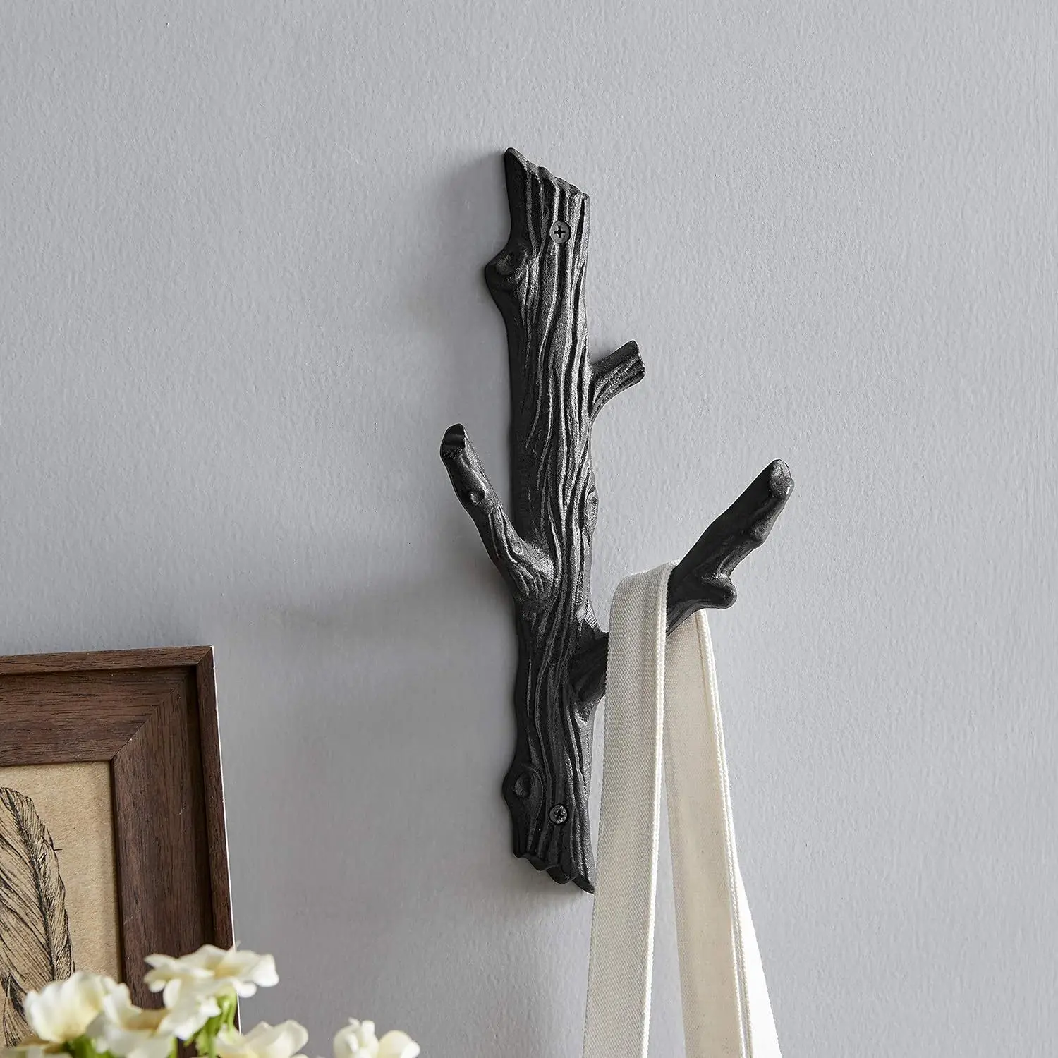 American retro tree branch decoration wall mounted coat and hat rack entrance wall decoration wall cast iron hook