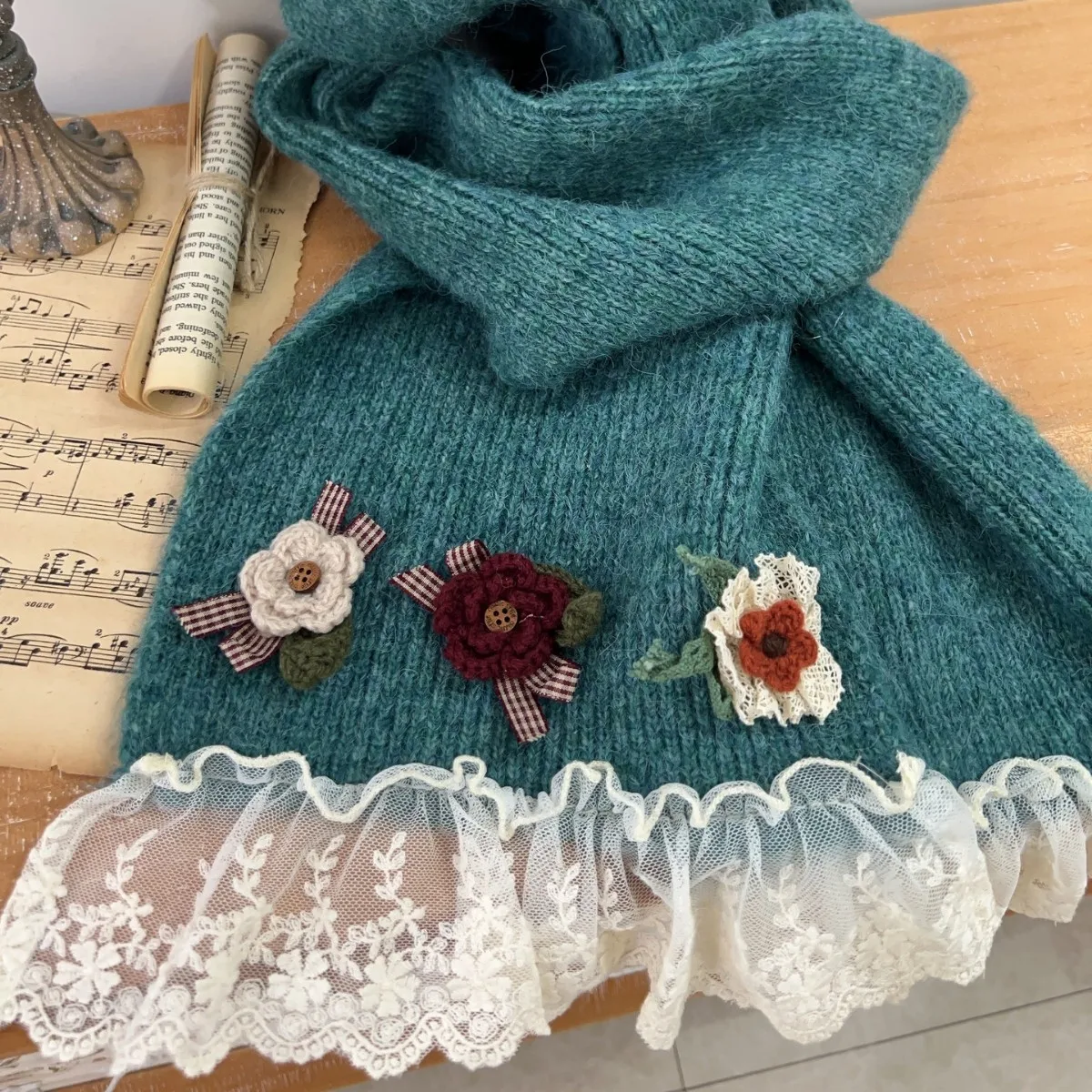 Vintage Mori Girl Japanese Sweet Embroidery Lace Knitted Scarf Women's Warm All-Match Girl Scarf Autumn and Winter New