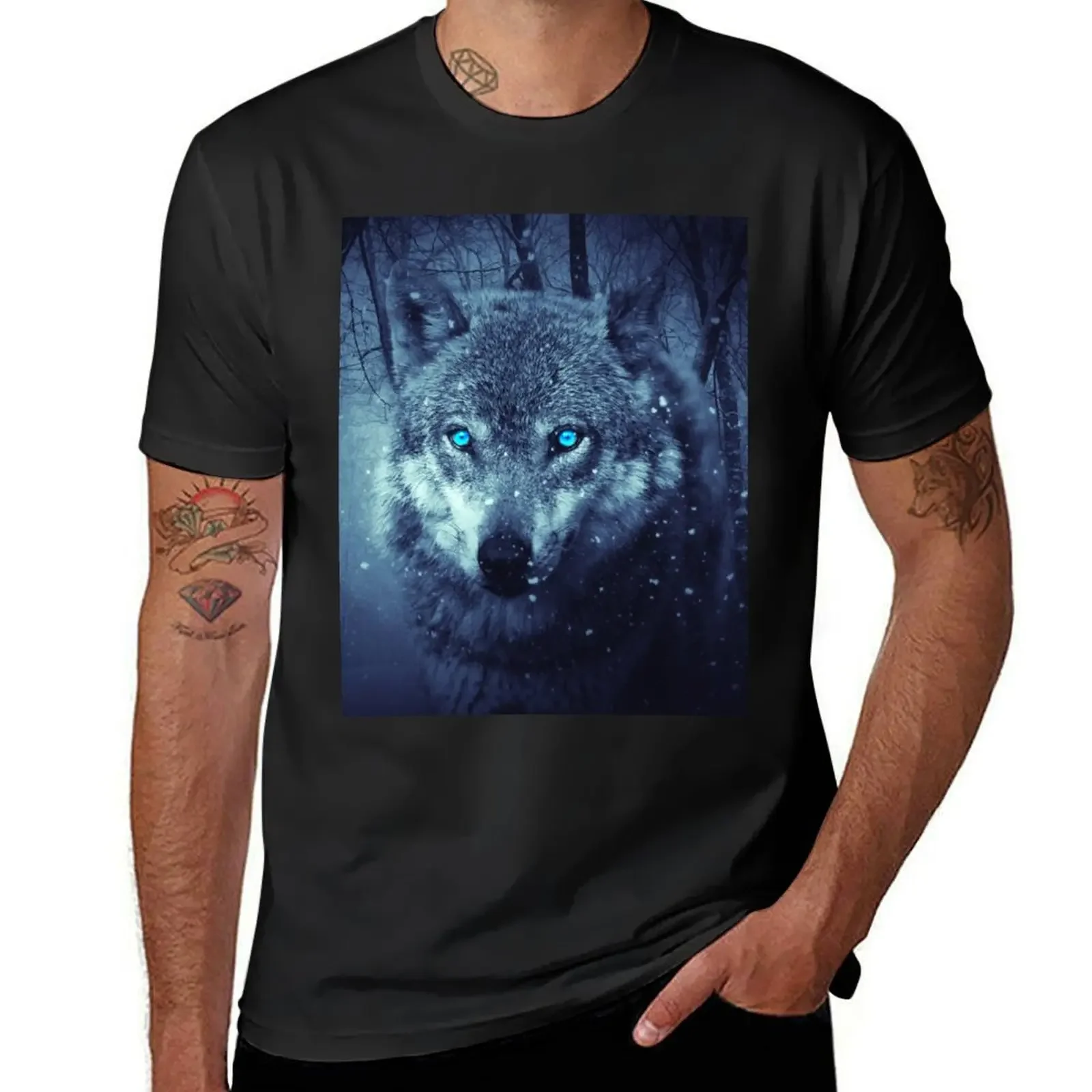 

Wolf With Blue Eyes T-Shirt Short sleeve tee vintage graphic tee plain t shirt men