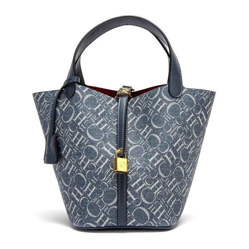 

2026 CHCH Trendy Open-Top Tote Bag for Women Fashionable Easy-Access Handbag Casual Shoulder Bag Spacious Minimalist Shopper