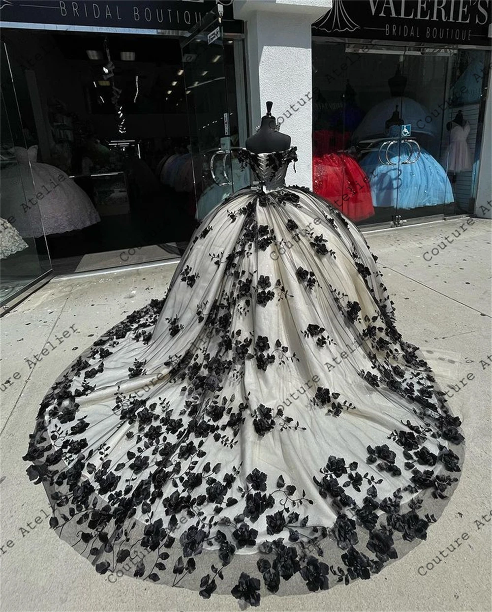 Vintage Black Pearls Beaded 3D Flowers 15 Year Old Quinceanera Dress 2024 Sweet 16 Dress Party Gown Lace Up vstidos Customized