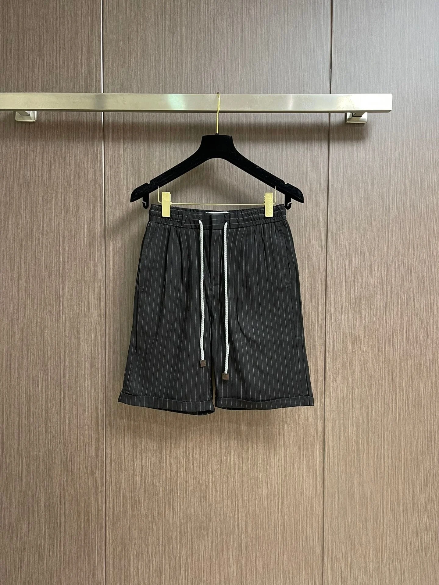Italian Style Men's Cotton Linen Casual Shorts Drawstring Beachwear Youth Straight Leg Standard Fit Summer Shorts