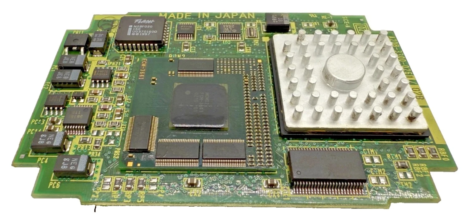 

Б/у плата управления FANUC A20B-3300-0261