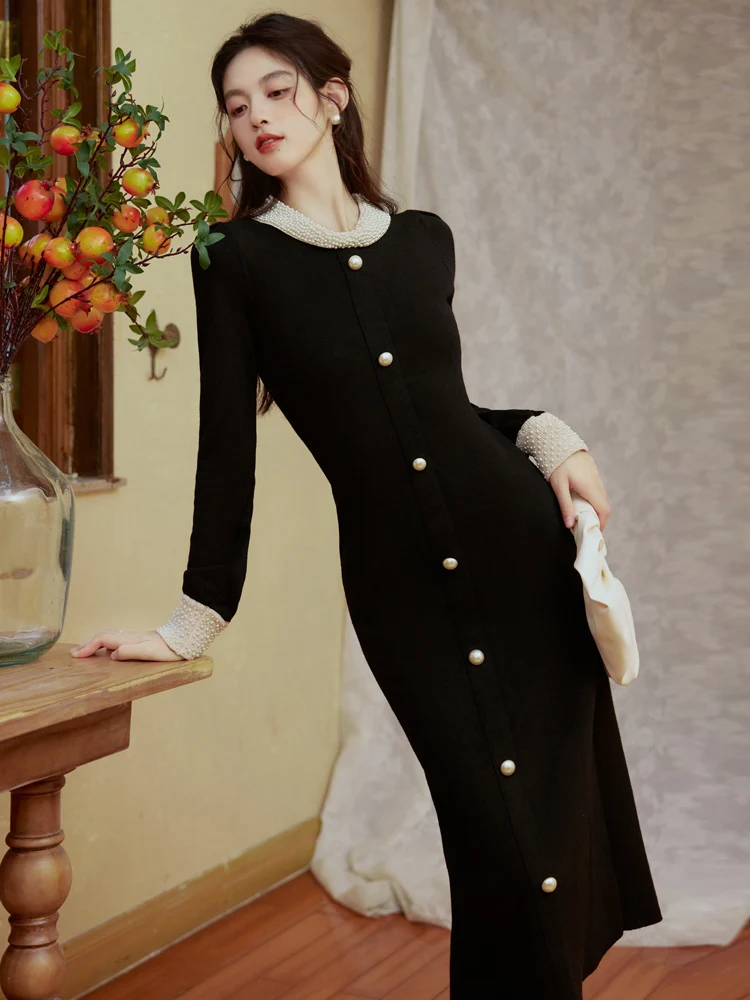 Robe tricotée noire Chic à col montant et perles pour femme, tenue élégante à simple boutonnage, tenue de soirée moulante coréenne, automne hiver 2025