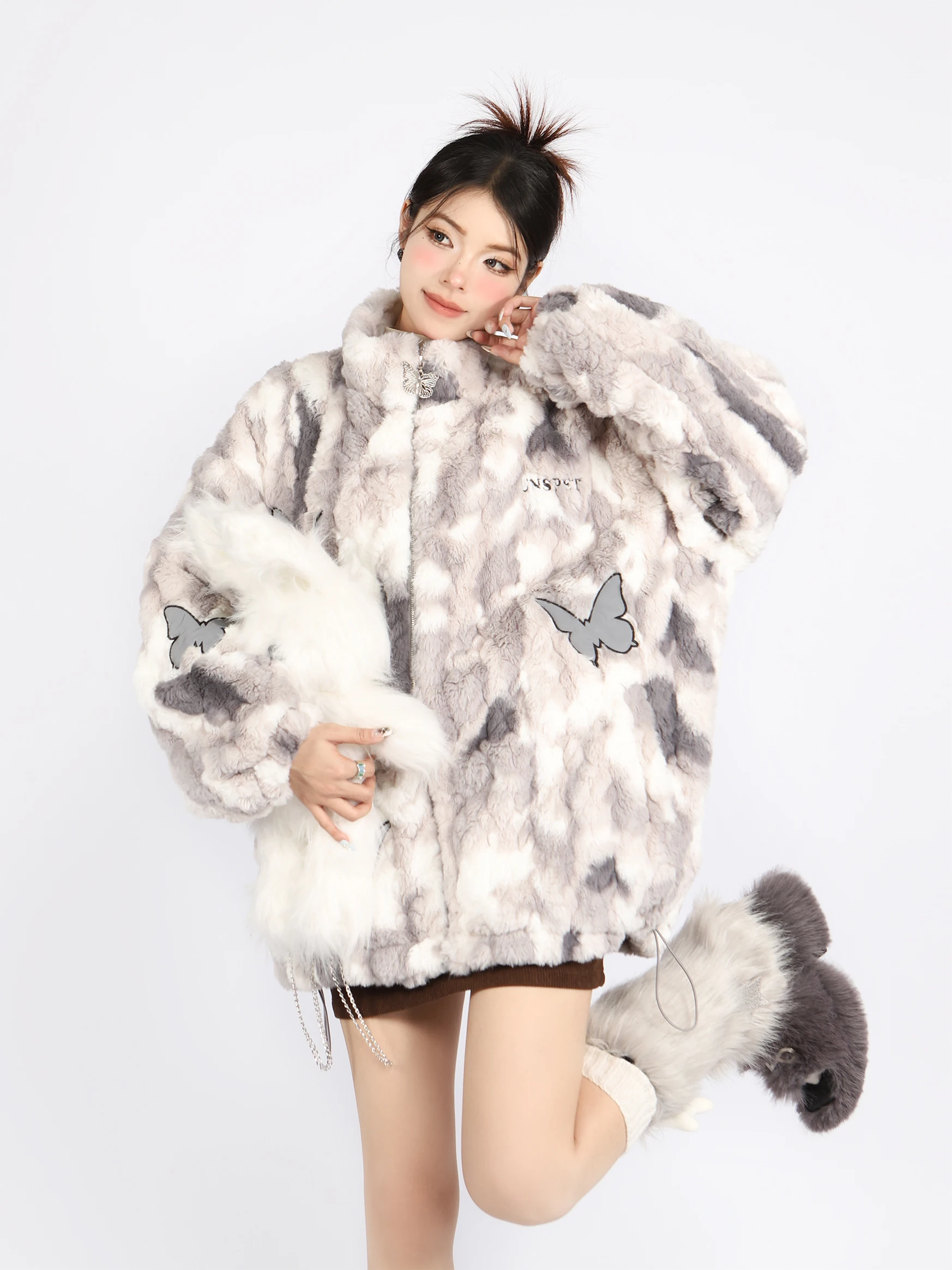 سترة صوف الضأن الأبيض رايون الحرير الاصطناعي الألياف الاصطناعية خيوط كيميائية المصنعة موضوع هندسي ستراند مصممة GF