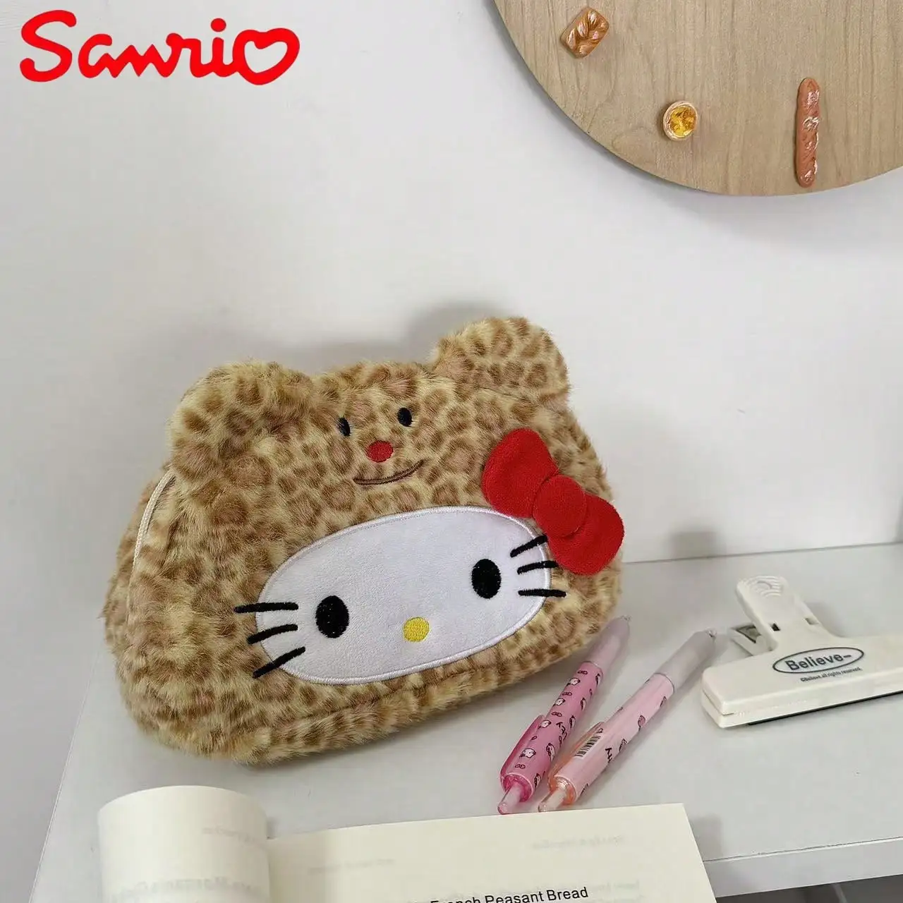 1pc Sanrio Ins Worthy Leopard Print Kitty Pencil Case, Stylish Makeup Bag, Student Pencil Case, Large Capacity Storage Bag