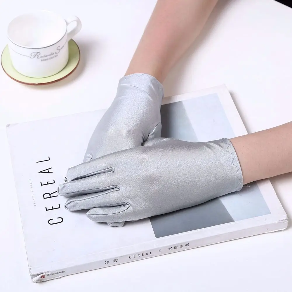 

Anti-ultraviolet Pearlescent Pure Color Spandex Sun Protection Mittens Female Gloves Driving Gloves Outdoor Sports Gloves