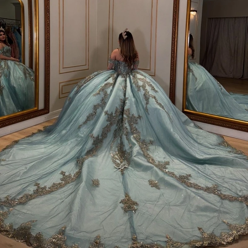Abiti da principessa Quinceanera blu acqua con spalle scoperte Applique in oro Perline di pizzo Tull Sweet 16 Abito da ballo Abiti 15 De Anos
