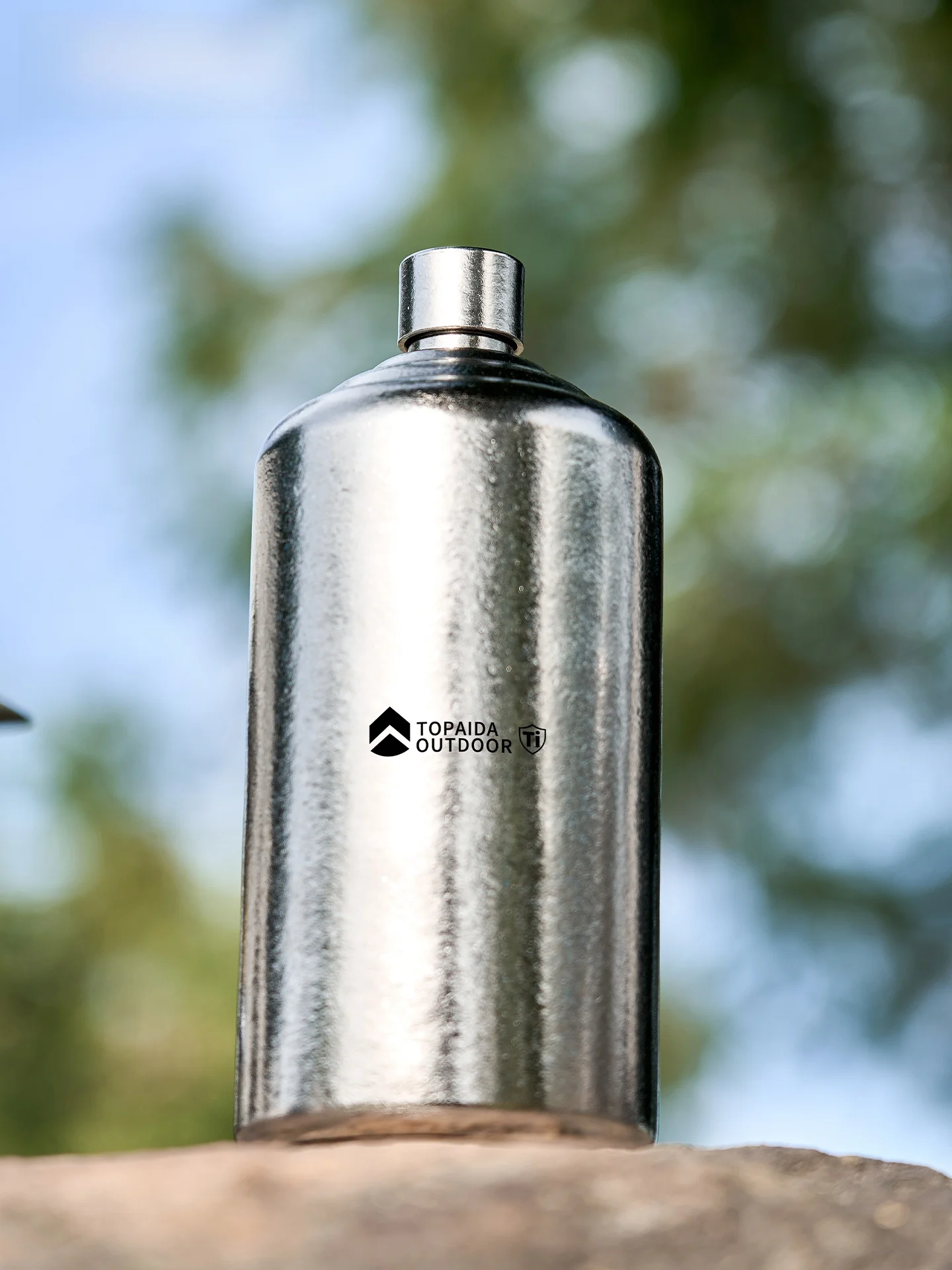 

Portable Thickened Titanium Water Bottle Outdoor Camping Travel High End Titanium Jug Compact Size Home Use 12 Pounds Capacity