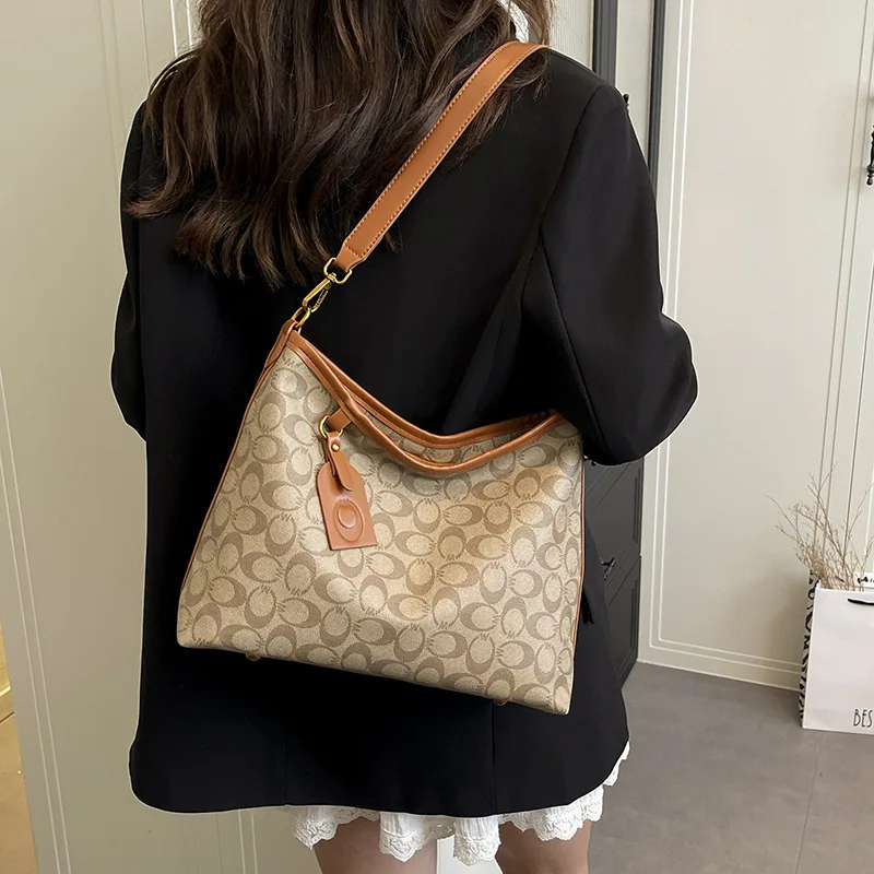 

New Tote Bag Women's Popular Shoulder Underarm Bag High-end Sense Large-capacity Casual Messenger Bag