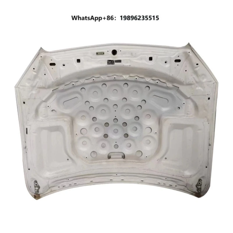 Engine Hood Benz W205 High Quality Engine Cover Bonnet Hood for Classic Auto Parts