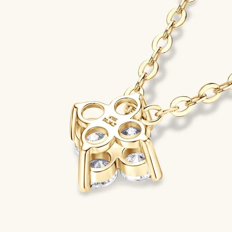 IOGOU محظوظ البرسيم زهرة مويسانيتي قلادة الذهب الحقيقي 10K للنساء قابل للتعديل S925 سلسلة حلية جوهرة الزفاف هدية للذكرى السنوية