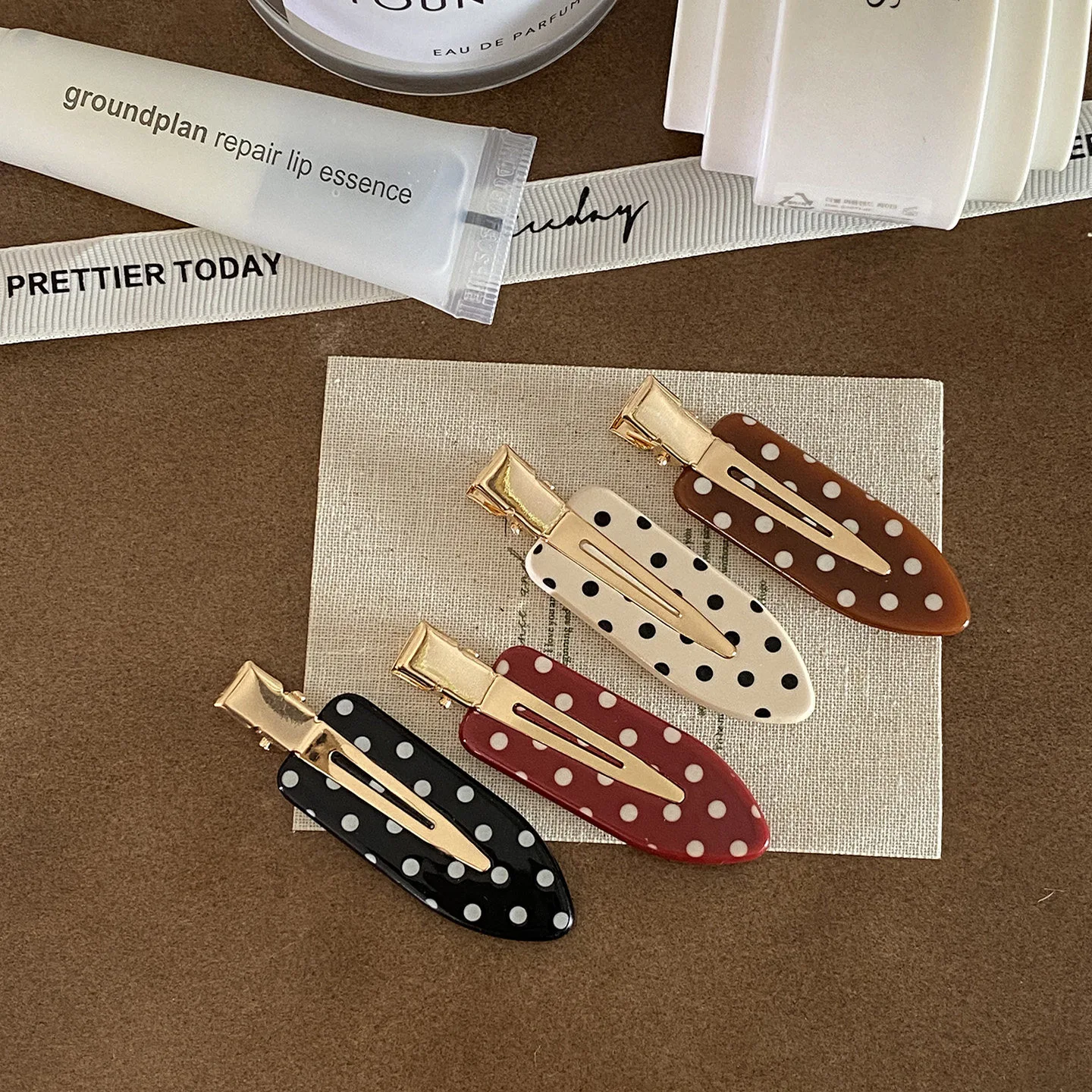 1pcs Vintage Fashion Black White Polka Dot Acrylic Hair Clip Suitable for Daily Wear Secure Hold Hairclip Party Hair Accessories