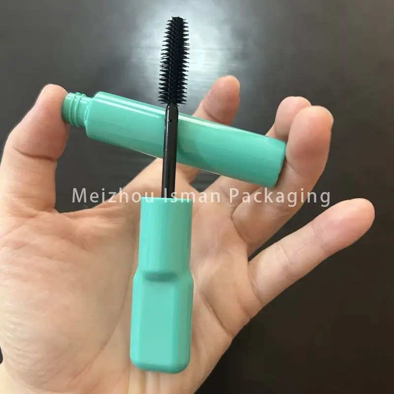 50Pcs Flat Green White Black Pink 10ml Mascara Brush Container Tubes Refillable Eyelash Serum Bottle With Silicone Brush