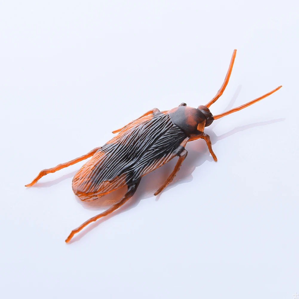 6PCS Halloween gadget Plastic Cockroaches Joke Decoration Props Rubber Toy Gags Practical Jokes Toys Plastic Bugs Cockroach