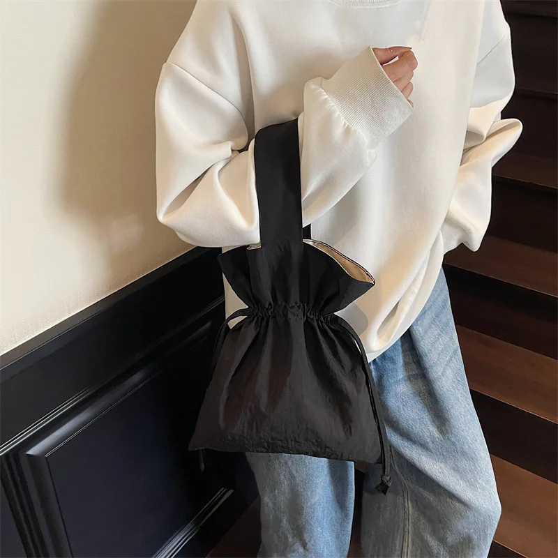 محفظة نسائية فاخرة برباط عتيق لعام 2025، حقيبة قماش مستوحاة من الطراز القديم، حبال كاجوال متعددة الوظائف لعطلة نهاية الأسبوع والسفر ​