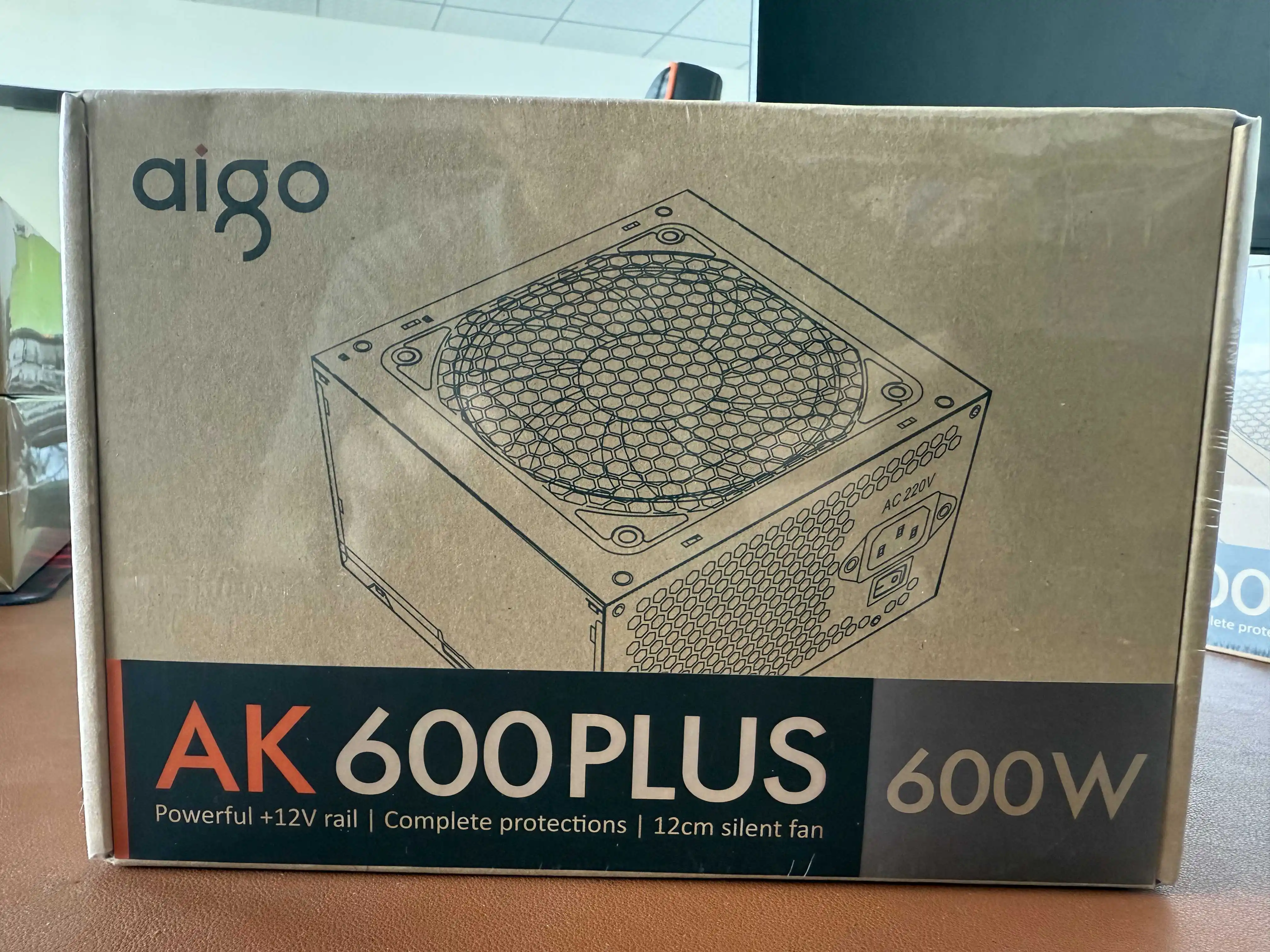 Aigo AK 600 واط وحدة امدادات الطاقة PSU الأسود الألعاب هادئة 120 مللي متر RGB مروحة 24pin 12 فولت ATX سطح المكتب الكمبيوتر امدادات الطاقة ل BTC