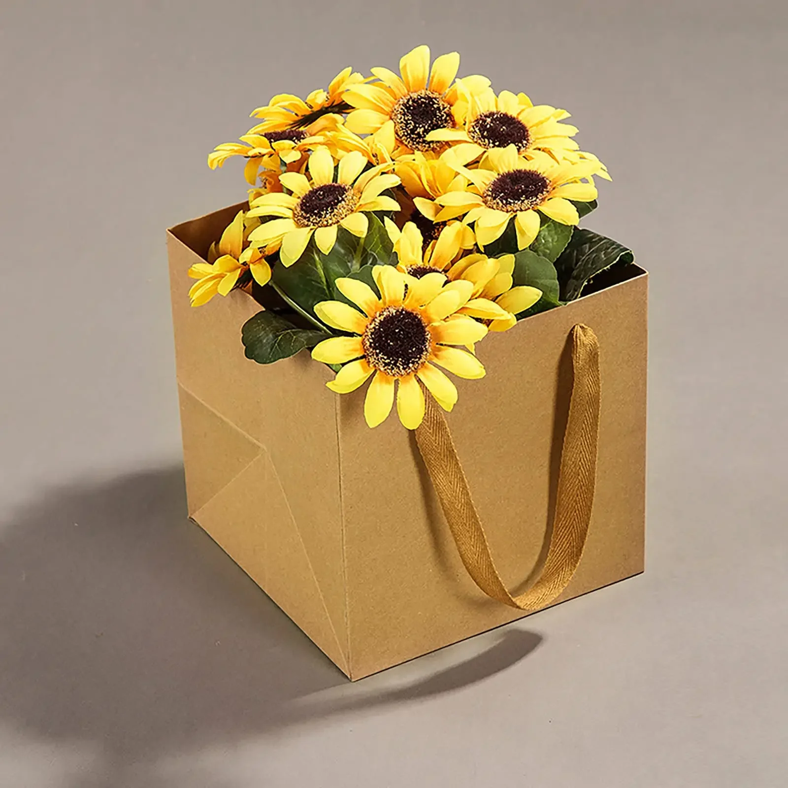 10Pcs Kraft Paper Gift Bag with Handles Square Flower Cake Takeaway Packaging Bags for Small Business Wedding  Birthday Party