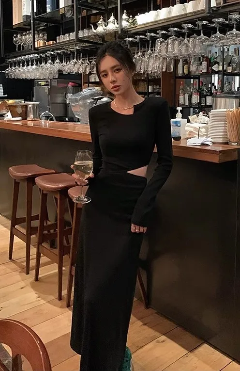 Robes à manches longues femmes robe tricotée femme printemps Cupro ivoire col carré smockage à plusieurs niveaux taille basse minimaliste doux épicé