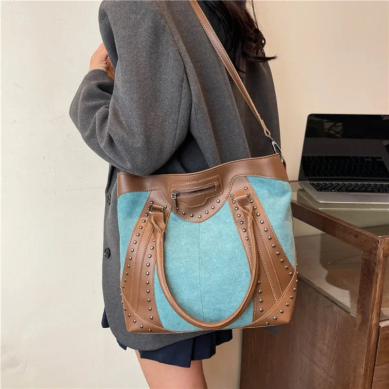 Retro Tote Bag for Women Large Capacity Handbag Rivet Design Soft Demin Shoulder Bag Y2K Punk Multi Pocket Crossbody Bag