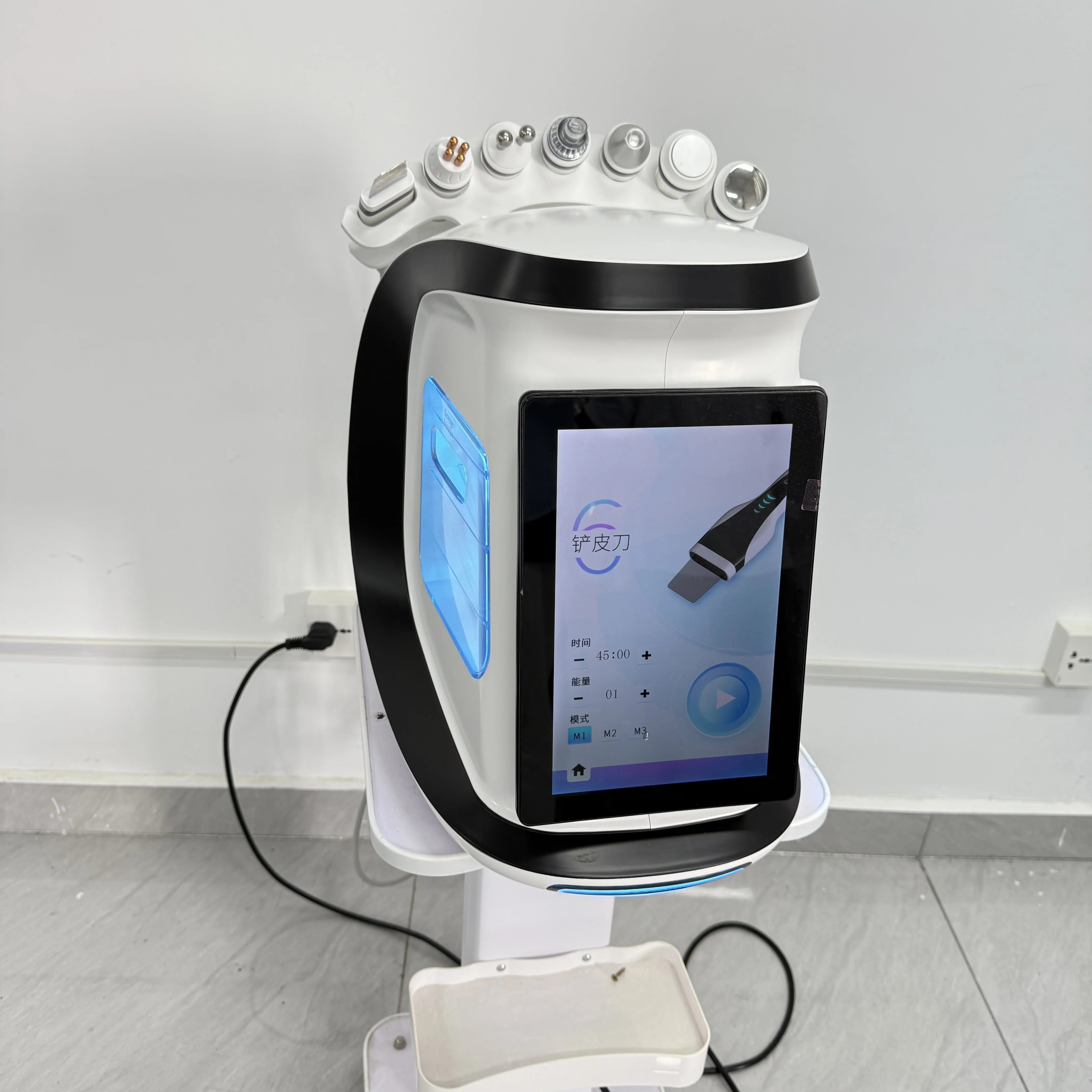 

Профессиональный аппарат для гидропилинга Smart Ice Blue Plus 7 в 1 с кислородной гидродермабразией, RF-лифтингом и ультразвуком