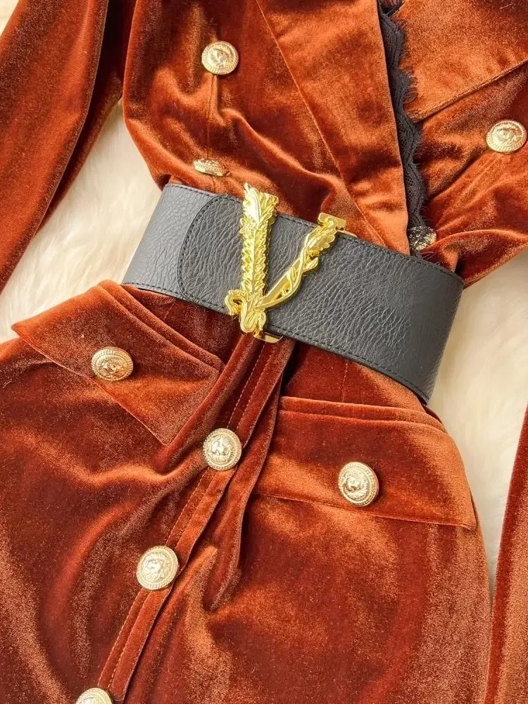 Robe de luxe en velours pour femmes, vêtements crantés, boutons métalliques, lettres fendues, ceinture, velours épais, longue fête, XQ30, automne hiver