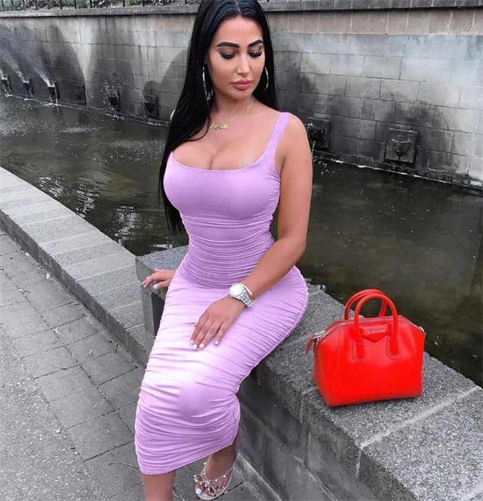 فستان نسائي ميدي بخصر عالٍ بتصميم عصري جذاب، فستان سهرة بدون أكمام بلون واحد، موضة ربيعية، قطعة واحدة، مادة 00%