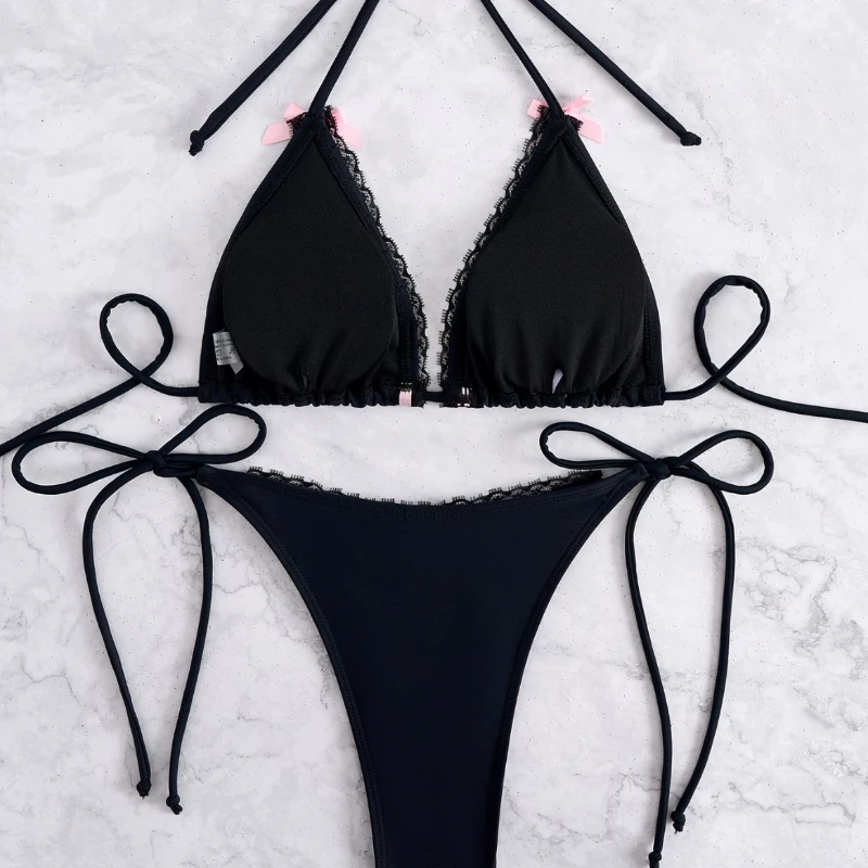 Sexy schwarzer Bikini-Badeanzug mit Spitzenriemen und Schleife
