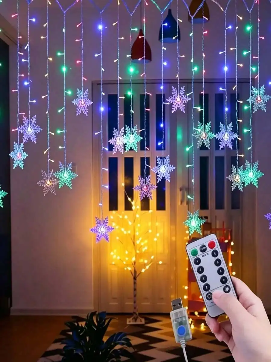 A 96-LED Snowflake Curtain Light, USB Powered, With 8 Lighting Modes, Warm White And Multicolor, Perfect For Christmas/Outdoor G
