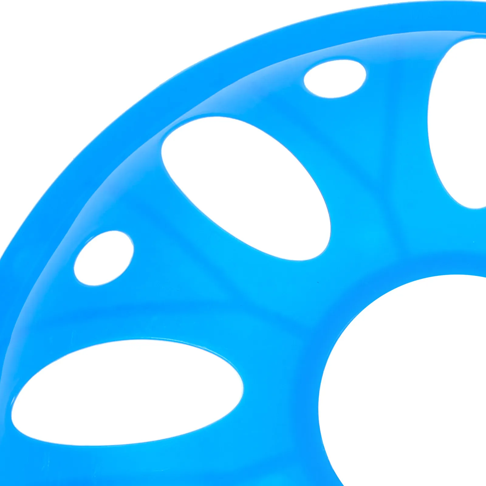 

4 шт. футбольных тренировочных дисков, устойчивых к выцветанию, легких конусов для тренировок по футболу и упражнений на координацию рук и глаз