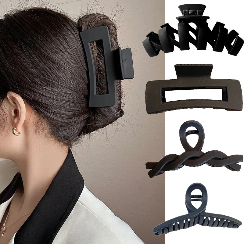 Large Black Hair Clip for Women Fashion French Elegant Hairgrips Korean Letter Hair Claw Clips Girls Hairpins Hair Accessories