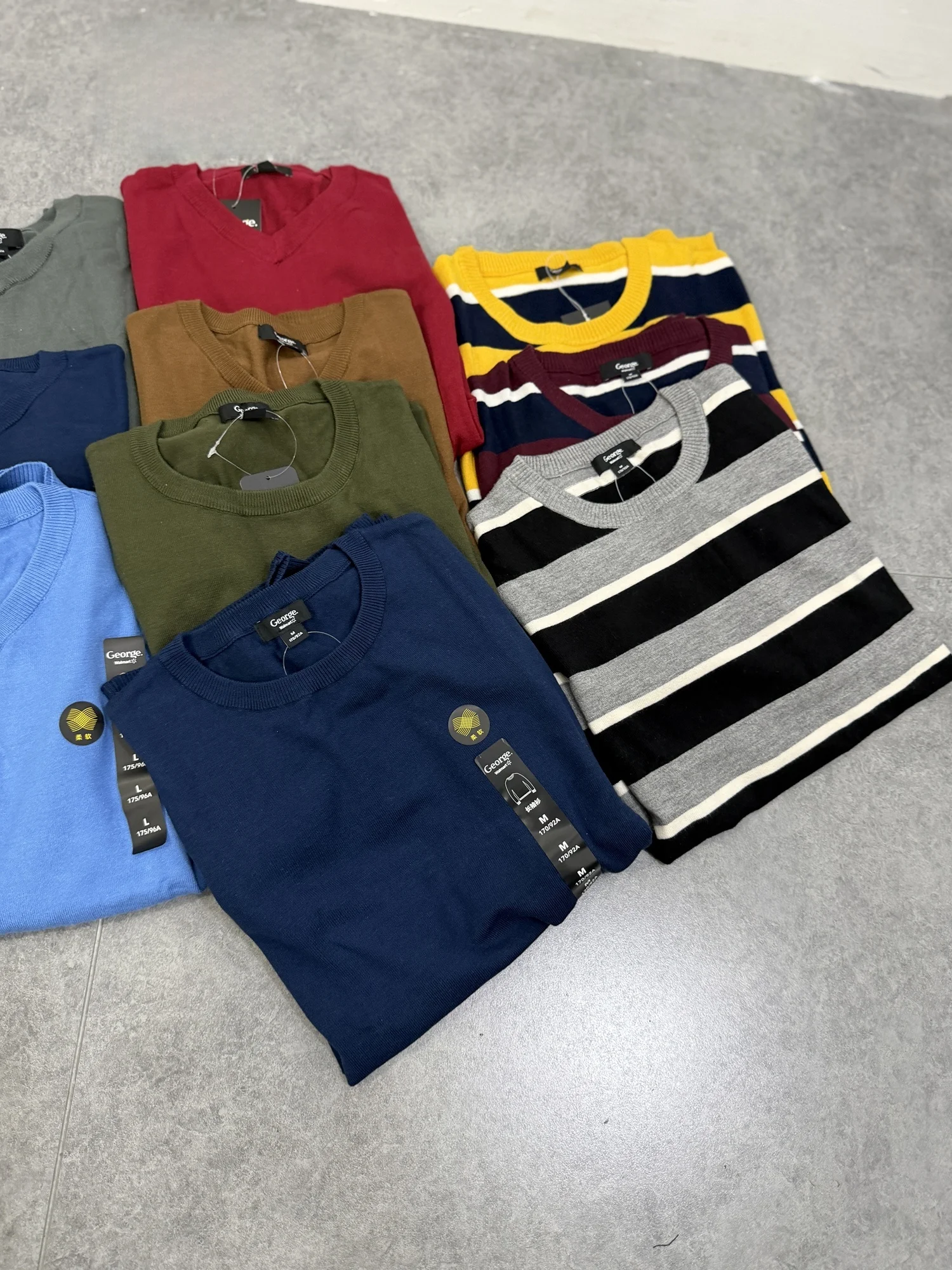 Laid-back Style Color Block Striped Men's Casual Loose Fit round Neck Knit Sweater Comfortable Long Sleeve Warm Autumn Top