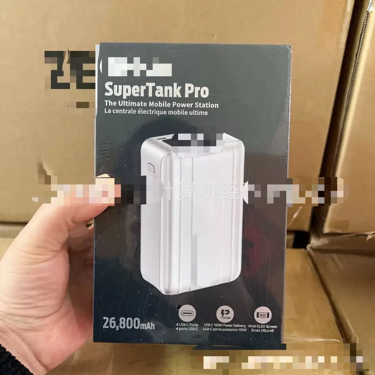 

The high-power tankpro power bank with a capacity of 100W and fast charging is suitable for Apple laptops