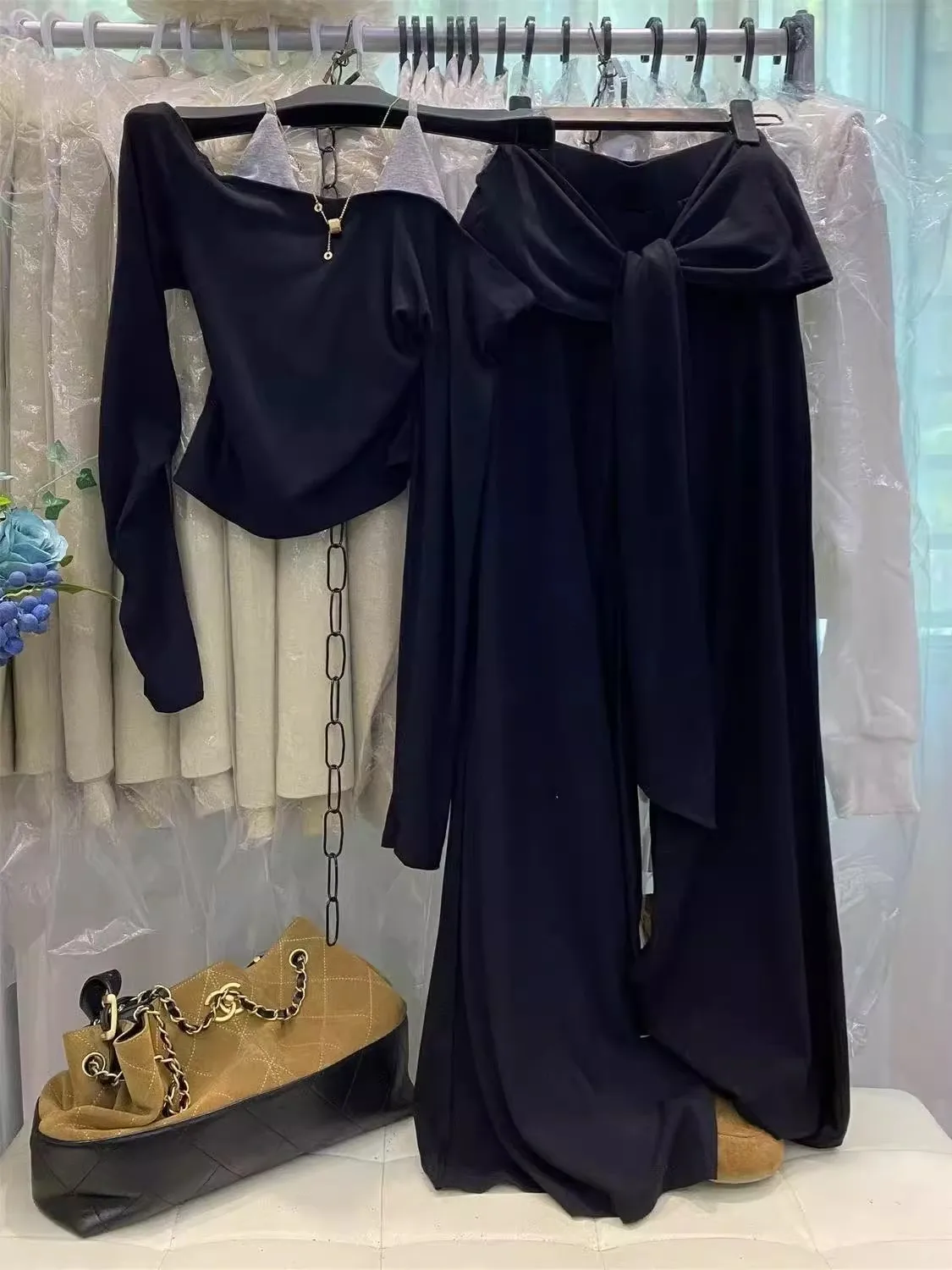 بنطلون واسع الساق بخصر مرتفع وتصميم كوري أنيق، بنطلون كاجوال للنساء مقاس كبير 300، بنطلون فضفاض لموسم الخريف