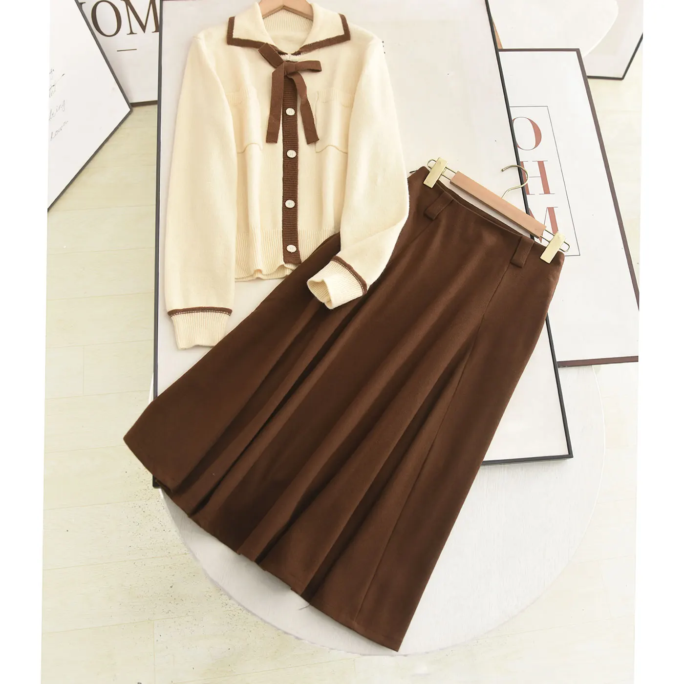 Ele Winter Knit Swe…