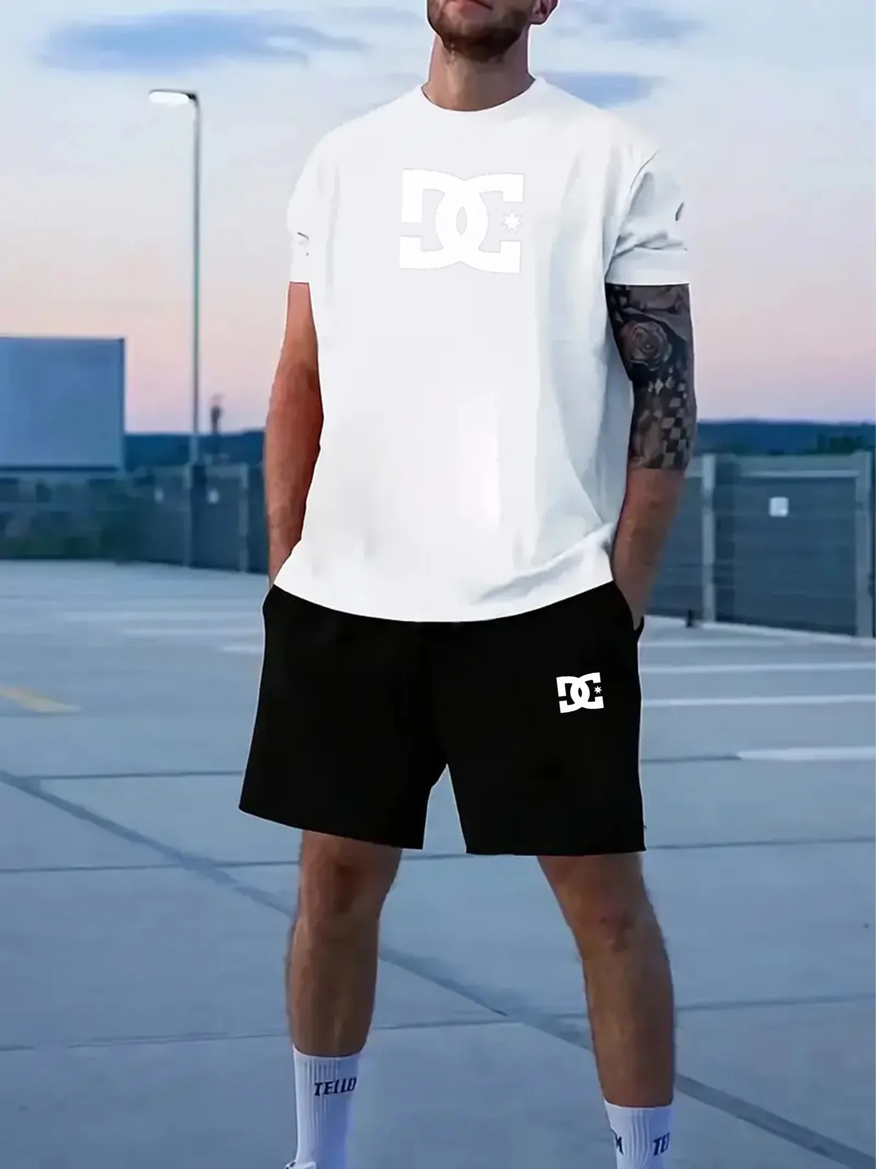 Procurement products: 2025 New Men's Sportswear Fashion Cotton T-shirt + Casual Pants Set, Men's casual sportswear set, Top summ