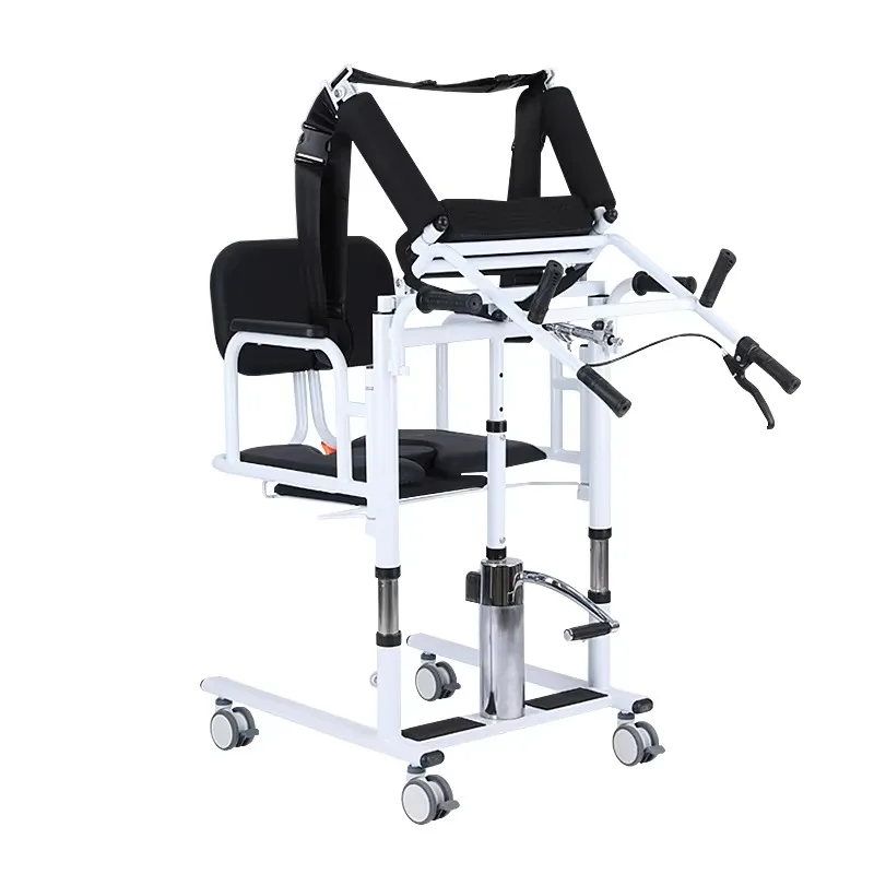 Elderly people use toilets, patient transfer chairs, and hydraulic chairs