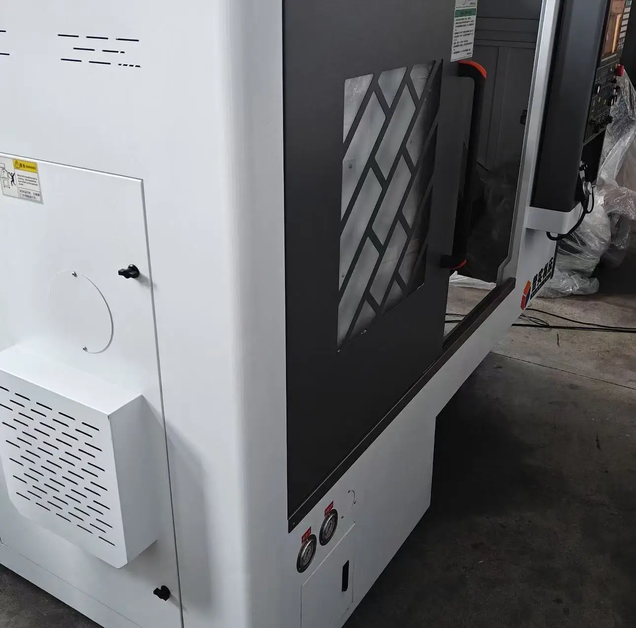 HS51-600 Inclined Bed Body Tailstock Y-Axis Turret Composite Machining Center Lathe