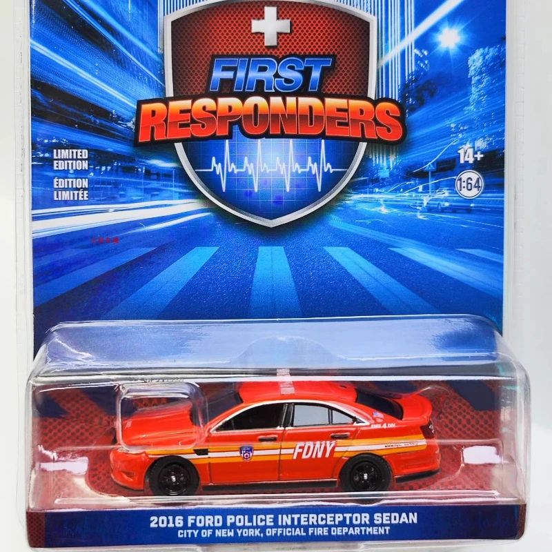 

1:64 2016 Taurus Intercept - FDNY Официальный пожарный департамент города Нью-Йорка 67040-C Коллекция игрушек Маленькие подарки Модель настенная подвеска