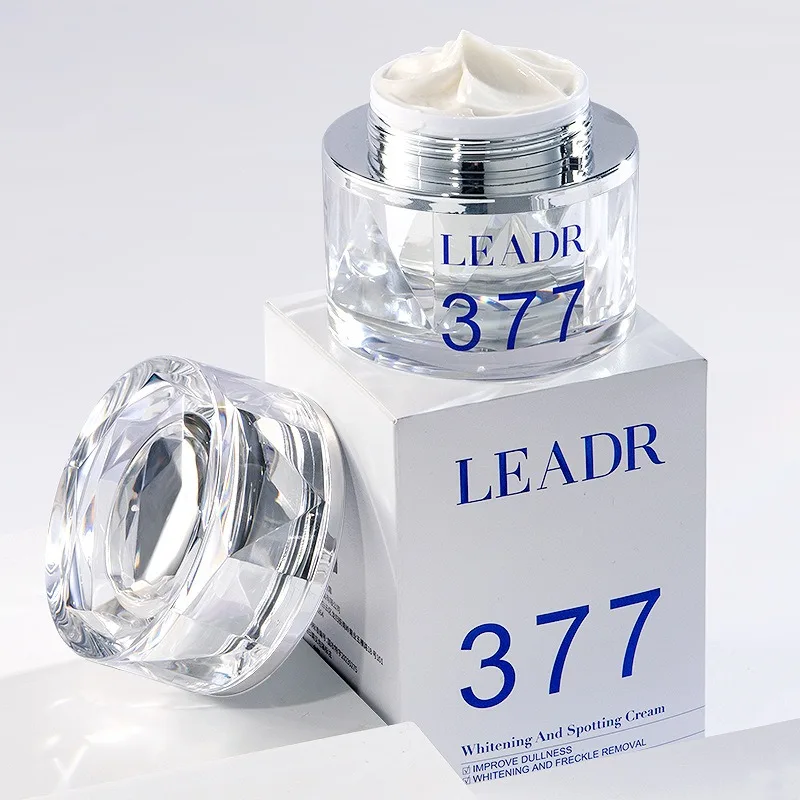 50g Whitening Freckle-Removing Cream - Spot Fading, Brightening, Hydrating & Oil-Free Non-Greasy Moisturizer