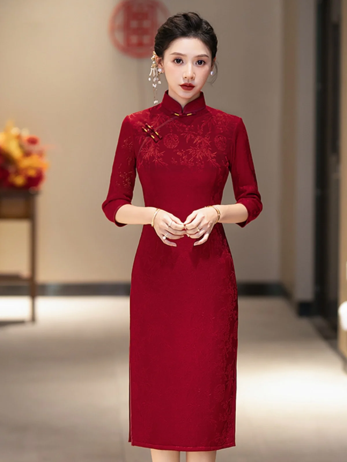 

Элегантное бархатное платье миди с флисовой подкладкой для мамы невесты, весна 2026, новинка