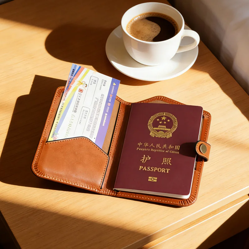 Soft Cow Leather Passport Case Retro Handmade Passport Cover Travel Wallet Document Holder Porta Pasaporte