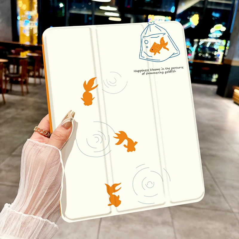 Shimmering goldfish TABLET CASE FOR iPad pro 10/11-Inch 2020/6th/7th /8th /Air 3rd/Air 4th/9th gen/Air 5th Gen 2022/Air 11
