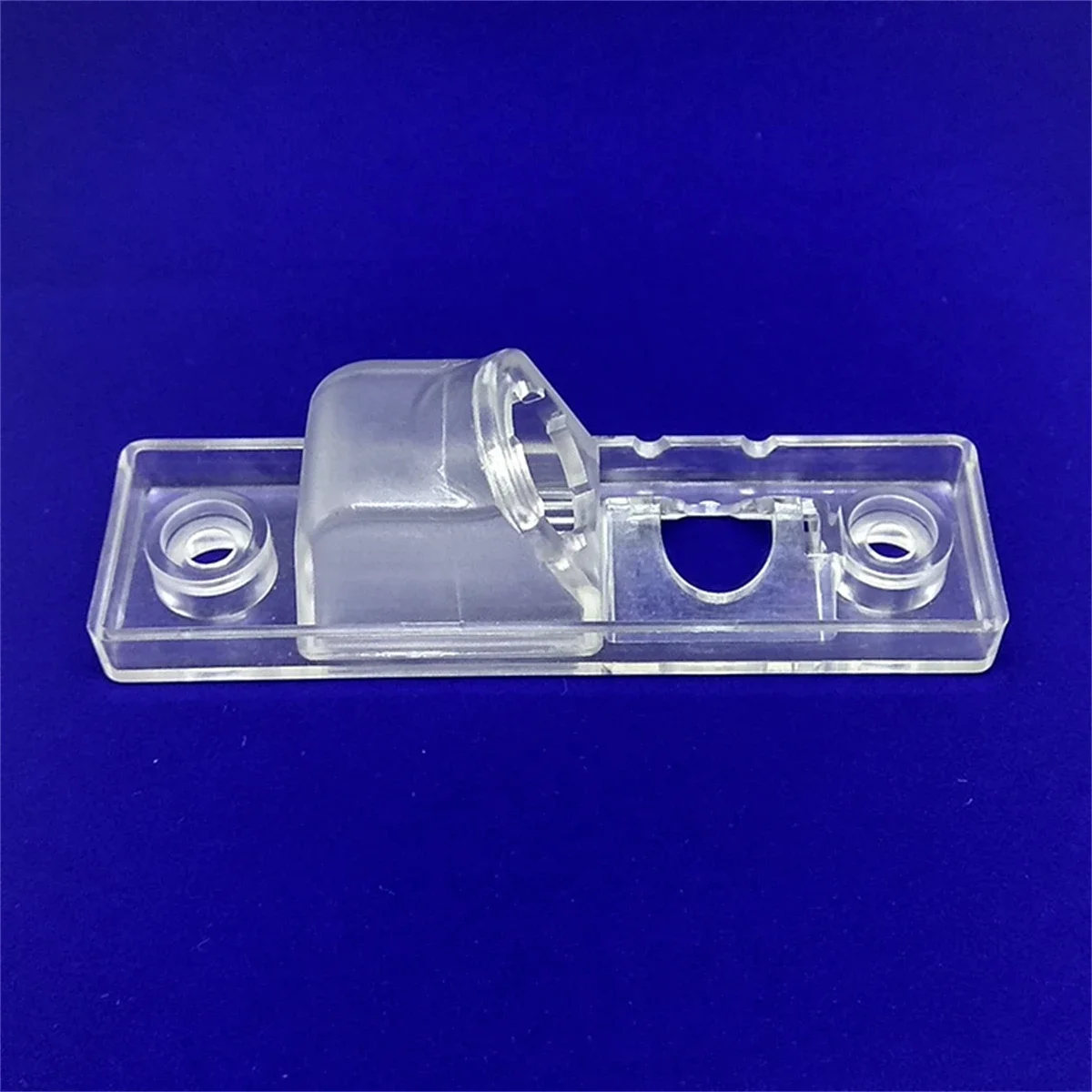Car Rear View Camera Bracket Mount License Plate Lights Housing for Chevrolet Aveo Lacetti Orlando Epica Cruze Captiva Takuma