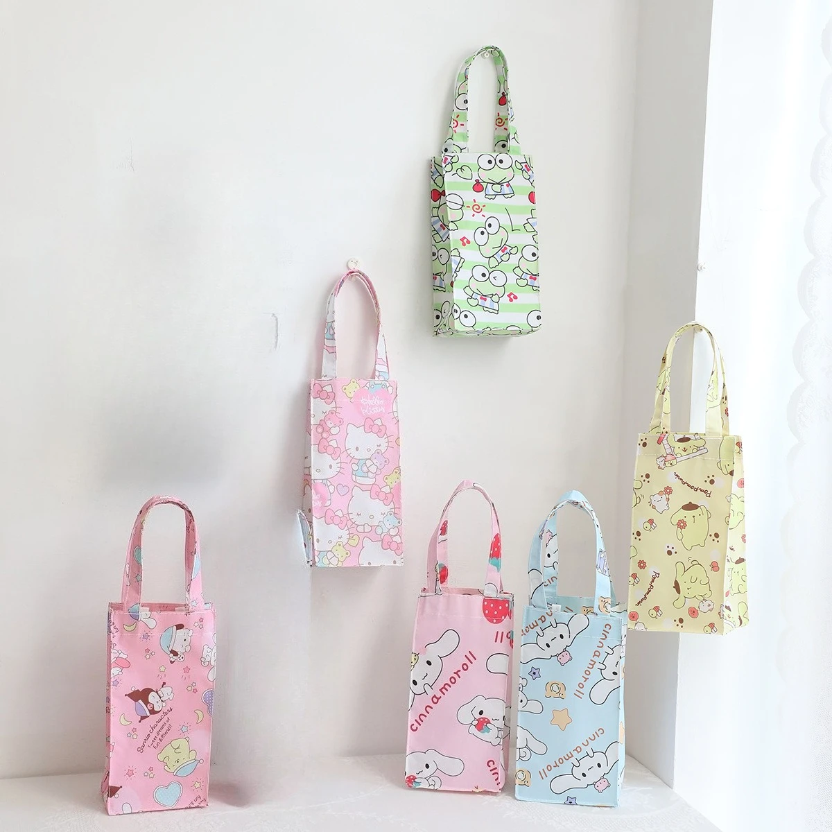 

Hello Kitty Cinnamoroll Insulated Water Bottle Cover Student Sports Waterproof with Strap Thermal Cup Sleeve Umbrella Tote Bag