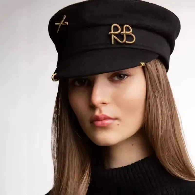 2026 العلامة التجارية الجديدة مصمم النساء قبعة قبعات موضة القطن دبوس الديكور رسالة قبعات موزع الصحف #2