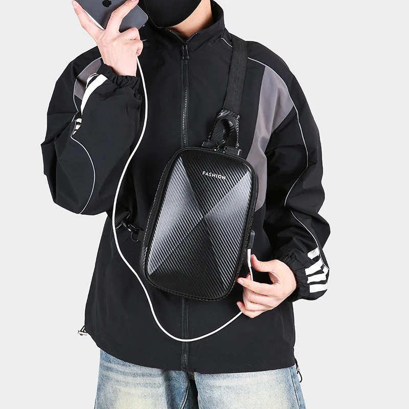 

New large-capacity multifunctional chest bag with password lock, water-resistant shoulder bag for commuting