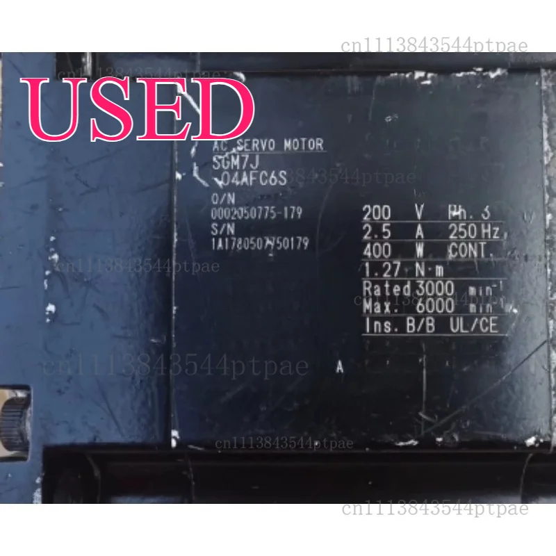 One sgm7j-04afc6s servo motor, 400w power, 200v three-phase (actual picture taken)