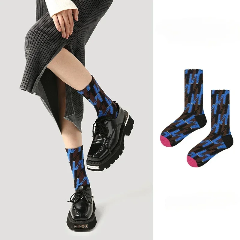 Calcetines de media pantorrilla de invierno para mujer, medias de algodón cálidas y gruesas de colisión, color azul y negro, originales